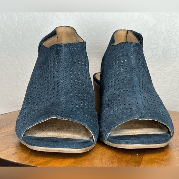 288. Sonoma Blue/Teal Suede Open Toe Cut Out chunky heel sandals size 10 - Picture 4 of 7